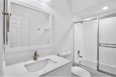 3415 E Chelmsford Court #35, Sarasota, FL 34235 - Photo 24