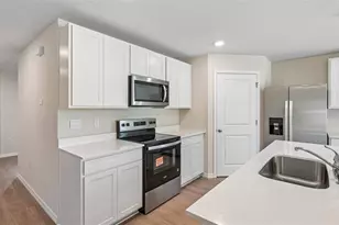1114 Bourbon Ave, Parrish, FL 34219 - Photo 10