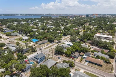 808 26th Street W, Bradenton, FL 34205 - Photo 42