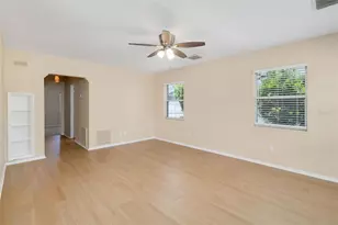 808 26th St W, Bradenton, FL 34205 - Photo 10