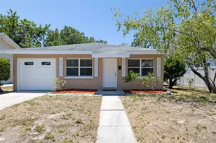 808 26th St W, Bradenton, FL 34205 - Photo 2