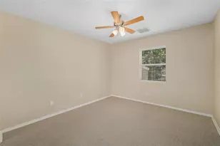 808 26th St W, Bradenton, FL 34205 - Photo 28