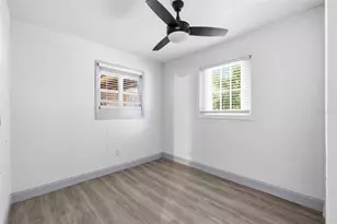2706 E Annie St, Tampa, FL 33612 - Photo 18