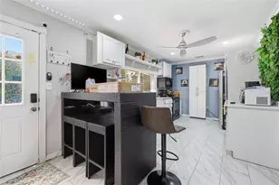 2706 E Annie St, Tampa, FL 33612 - Photo 24
