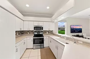 10461 Old Grove Cir, Bradenton, FL 34212 - Photo 20