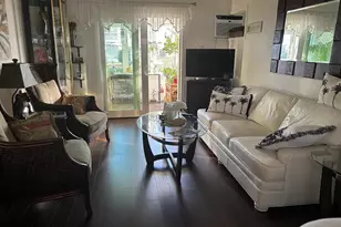 1605 Leisure Dr, Bradenton, FL 34207 - Photo 2
