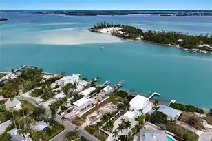 7094 Longboat Dr E, Longboat Key, FL 34228 - Photo 24