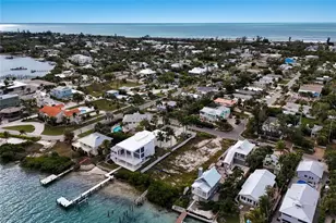 7094 Longboat Dr E, Longboat Key, FL 34228 - Photo 16