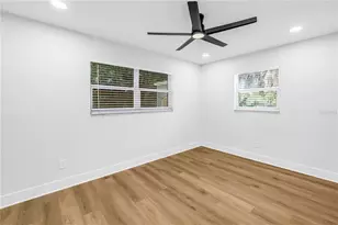 5846 12th St S, Saint Petersburg, FL 33705 - Photo 18