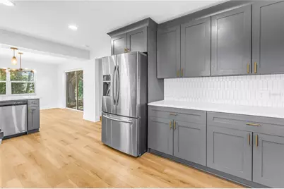 5846 12th Street S, Saint Petersburg, FL 33705 - Photo 6