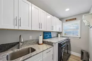 810 Plymouth St, Sarasota, FL 34242 - Photo 20