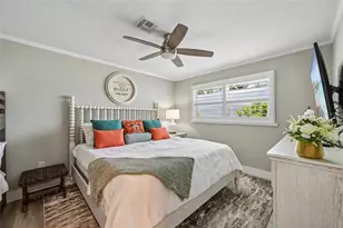 810 Plymouth St, Sarasota, FL 34242 - Photo 22