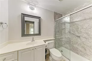 11616 Garessio Ln, Sarasota, FL 34238 - Photo 12