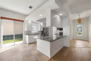 5779 Wilena Pl, Sarasota, FL 34238 - Photo 4