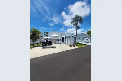 1674 University Parkway #371, Sarasota, FL 34243 - Photo 2
