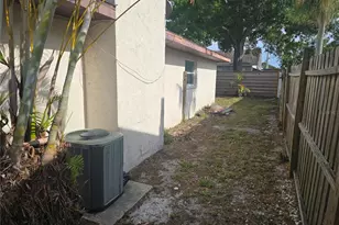 5403 2nd Ave Dr NW, Bradenton, FL 34209 - Photo 2