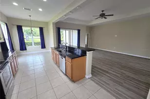 3637 Summerwind Cir, Bradenton, FL 34209 - Photo 10