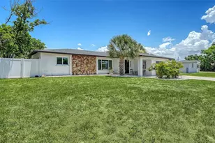 1302 Mango Ave, Venice, FL 34285 - Photo 2
