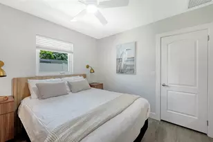 1302 Mango Ave, Venice, FL 34285 - Photo 24