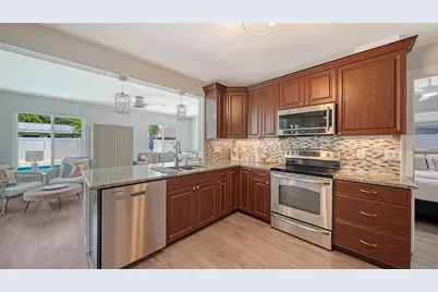 1302 Mango Avenue, Venice, FL 34285 - Photo 18