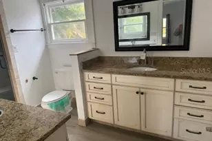 617 Siesta Dr, Sarasota, FL 34242 - Photo 14