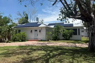 617 Siesta Dr, Sarasota, FL 34242 - Photo 1