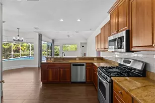 12209 Clubhouse Dr, Lakewood Ranch, FL 34202 - Photo 24