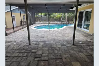 859 Patterson Drive, Sarasota, FL 34234 - Photo 8