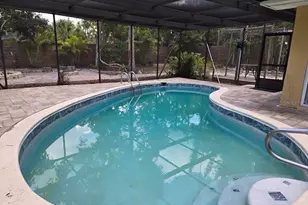 859 Patterson Dr, Sarasota, FL 34234 - Photo 10