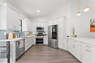 1714 Starling Dr, Sarasota, FL 34231 - Photo 12