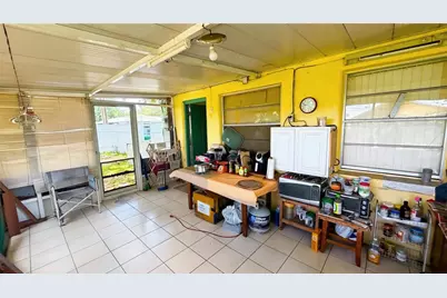 2515 W Powhatan Avenue, Tampa, FL 33614 - Photo 10