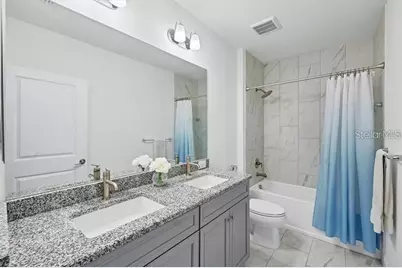 9924 Crystal Isle Circle, Sarasota, FL 34241 - Photo 14
