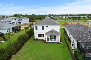 9924 Crystal Isles Cir, Sarasota, FL 34241 - Photo 16