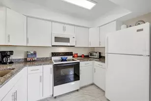 1060 Cockrill St, Venice, FL 34285 - Photo 10