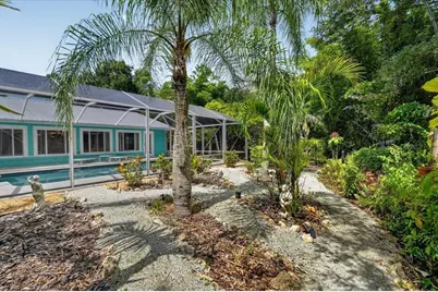 3282 Tobero Lane, Sarasota, FL 34235 - Photo 38