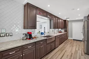 3282 Tobero Ln, Sarasota, FL 34235 - Photo 20
