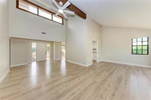 4515 Winston Ln N, Sarasota, FL 34235 - Photo 6