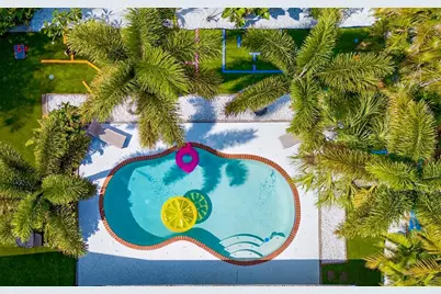 3044 Golden Rain Drive, Sarasota, FL 34232 - Photo 32