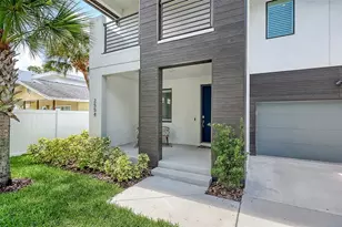 2554 Floyd St, Sarasota, FL 34239 - Photo 2