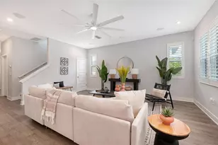 2554 Floyd St, Sarasota, FL 34239 - Photo 8