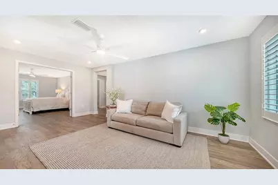 2554 Floyd Street, Sarasota, FL 34239 - Photo 20