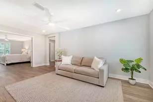 2554 Floyd St, Sarasota, FL 34239 - Photo 20