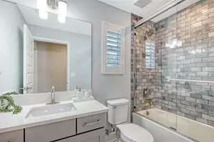 2554 Floyd St, Sarasota, FL 34239 - Photo 28