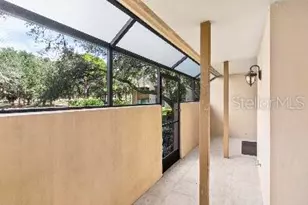 3071 Willow Green, Sarasota, FL 34235 - Photo 8