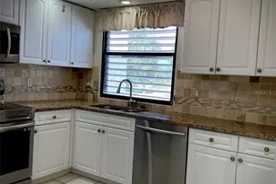 3534 Richwood, Sarasota, FL 34235 - Photo 4