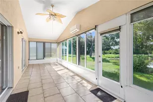 7317 Eleanor Cir, Sarasota, FL 34243 - Photo 26