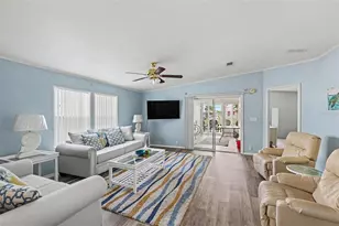 226 Bimini Dr, Palmetto, FL 34221 - Photo 4