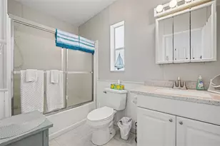 226 Bimini Dr, Palmetto, FL 34221 - Photo 10