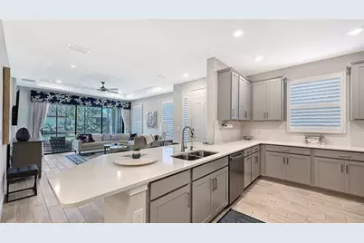 15611 Sacile Lane, Lakewood Ranch, FL 34211 - Photo 14