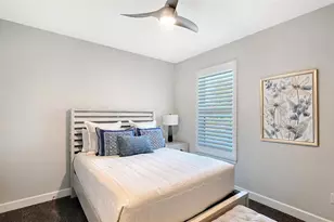 15611 Sacile LN, Lakewood Ranch, FL 34211 - Photo 24